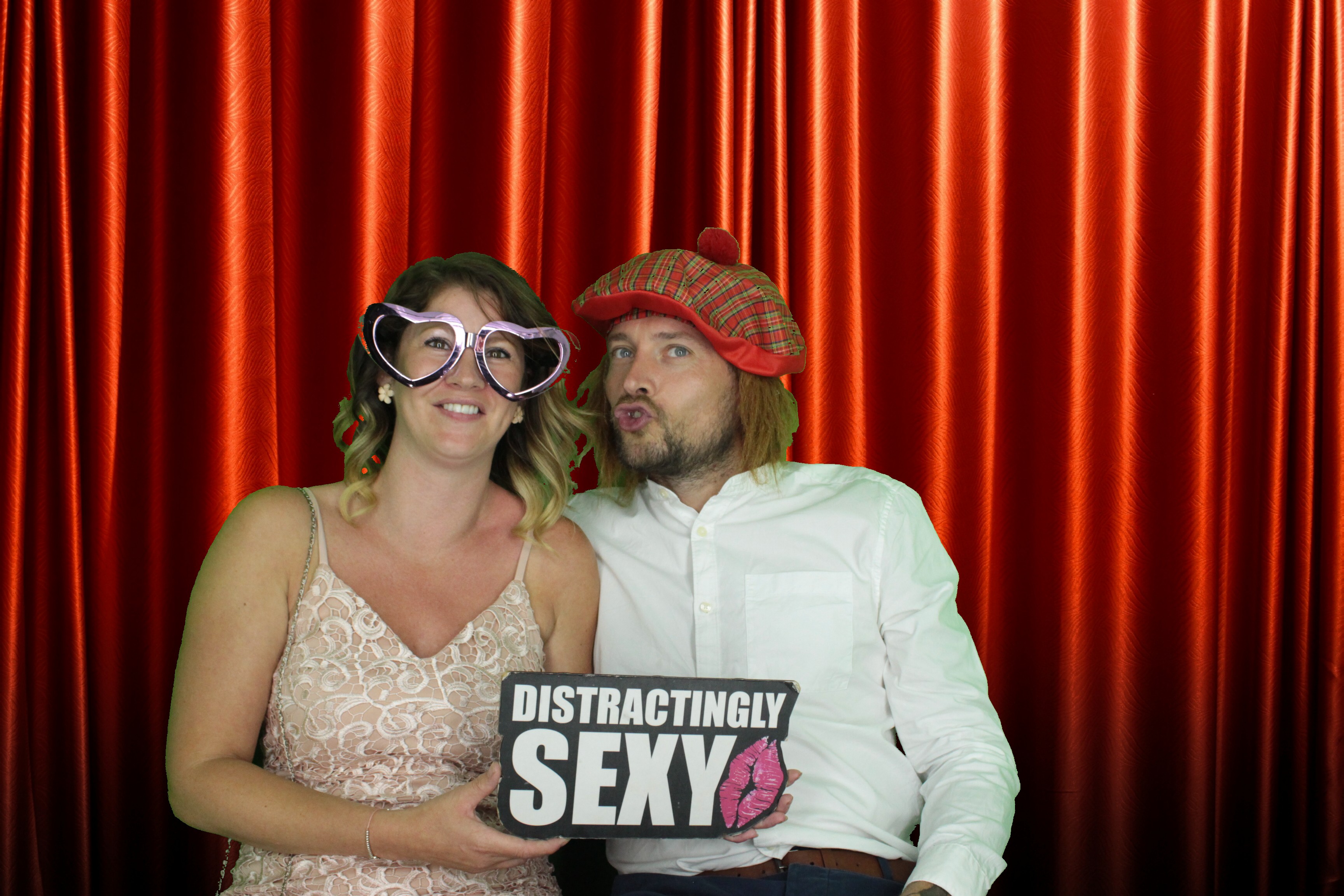 Scott & Tammy's Wedding | View more photos from the event at gallery.myphotoboothexperience.co.uk/u/MyPhotoBoothExperienceLtd/Scott-Tammys-Wedding